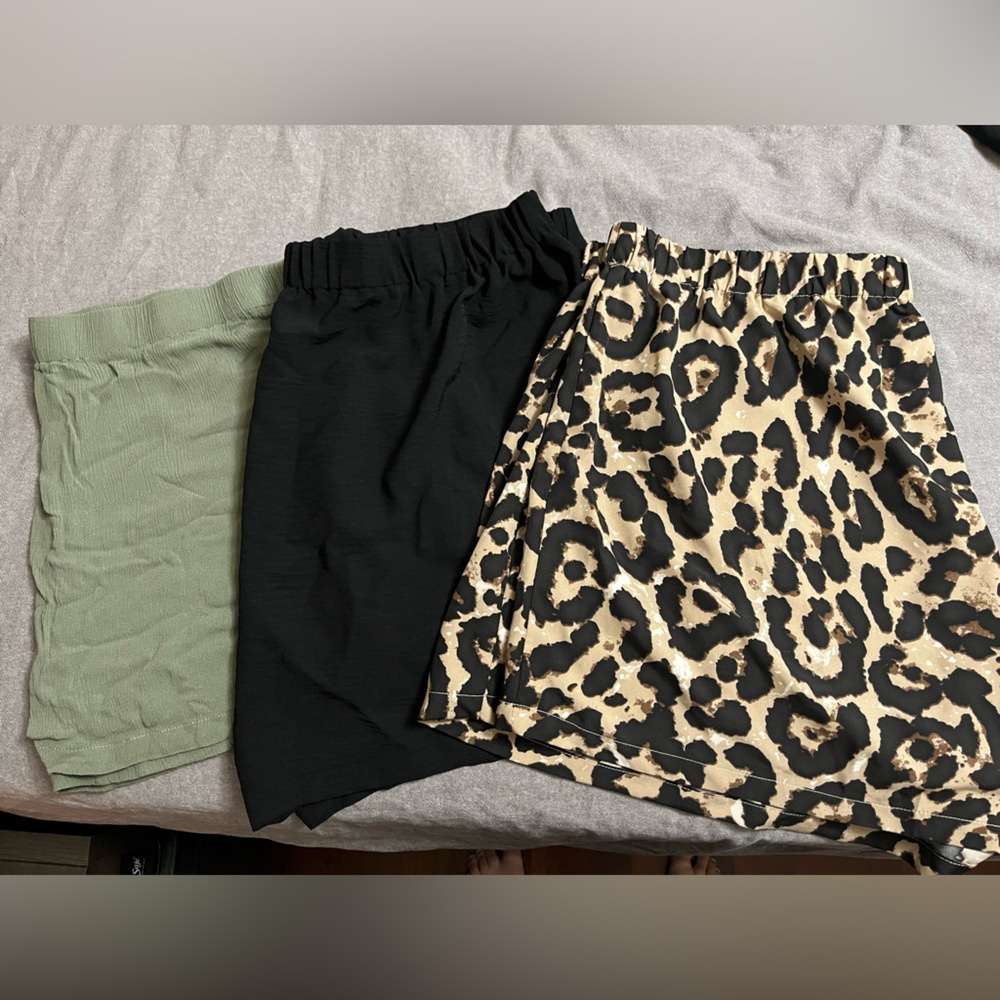 Shein shorts x 3